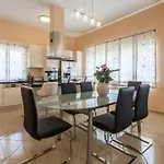 Lukic Apartamento *