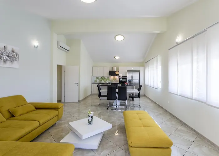 Apartment Lukic Split